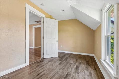 3602 Mobile Court Cleveland OH 44109