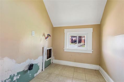 3602 Mobile Court Cleveland OH 44109