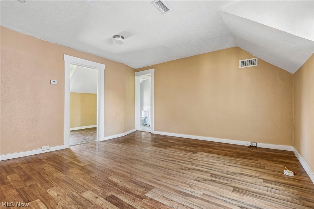3602 Mobile Court Cleveland OH 44109