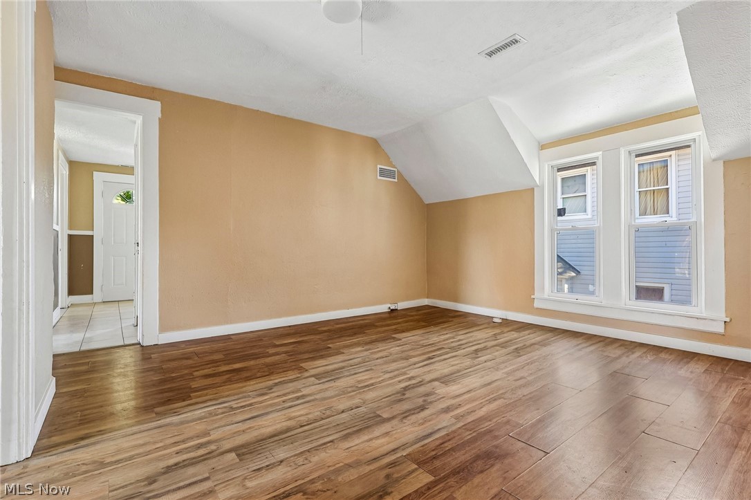 3602 Mobile Court Cleveland OH 44109
