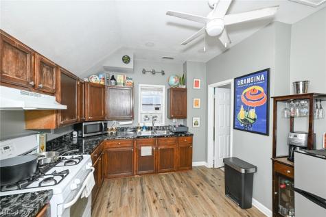 2116 W 32nd Street Cleveland OH 44113