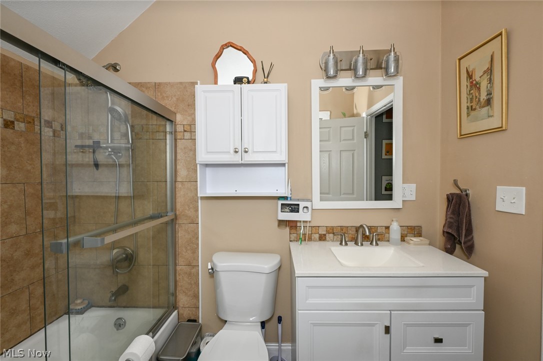 2116 W 32nd Street Cleveland OH 44113