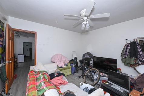 2116 W 32nd Street Cleveland OH 44113