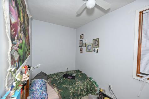 2116 W 32nd Street Cleveland OH 44113