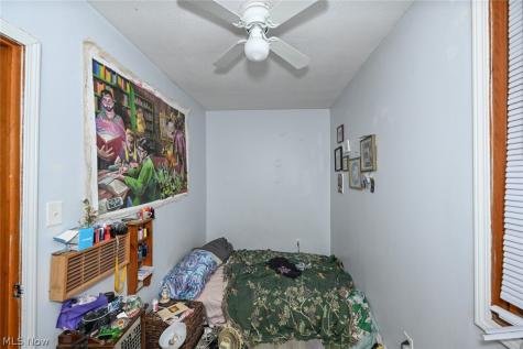 2116 W 32nd Street Cleveland OH 44113