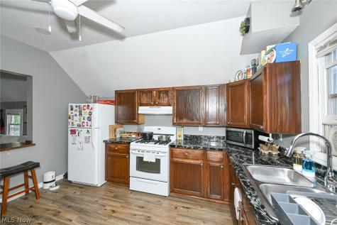 2116 W 32nd Street Cleveland OH 44113