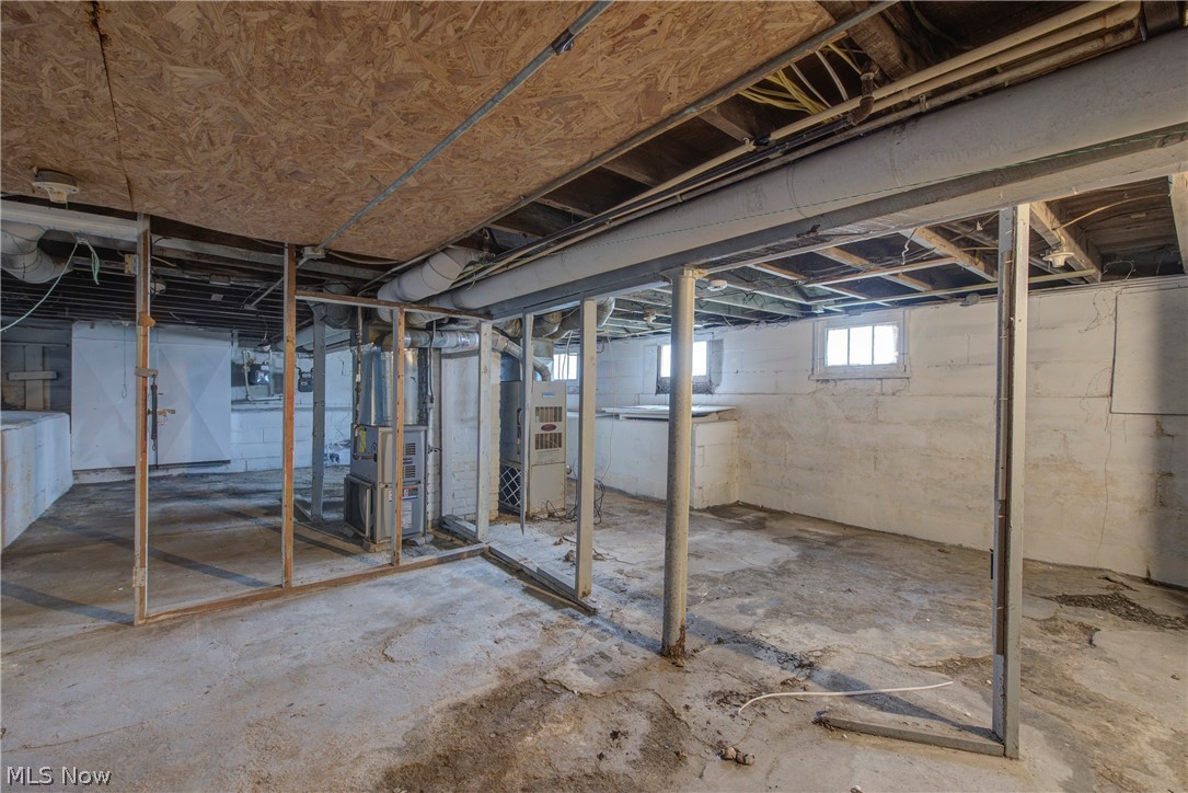 3295 W 56th Street Cleveland OH 44102