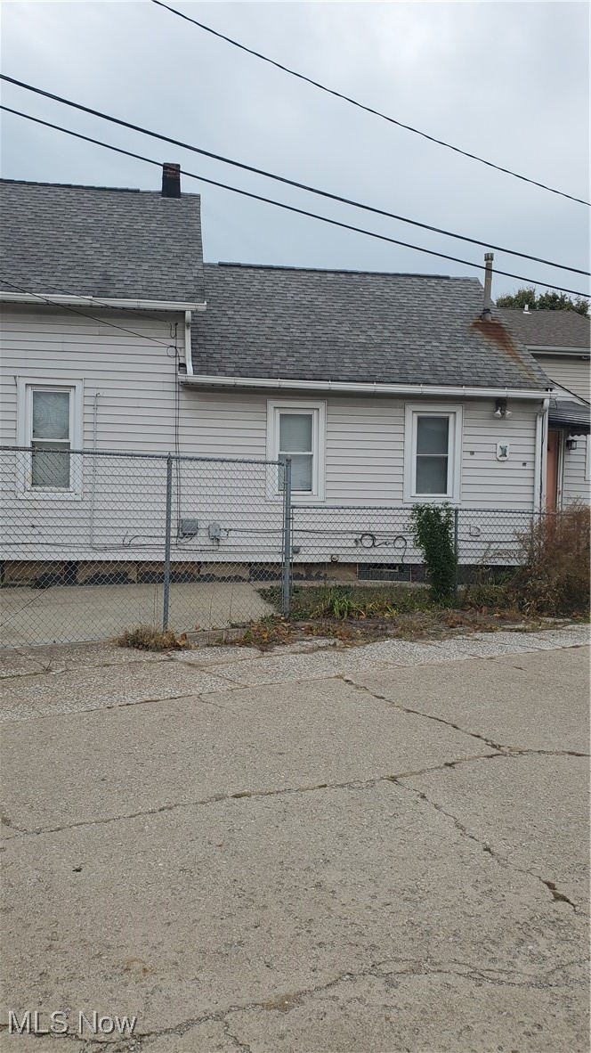 1979 W 54th Street Cleveland OH 44102