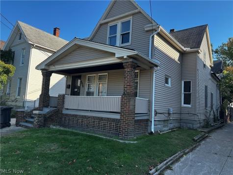 6404 Carl Avenue Cleveland OH 44103