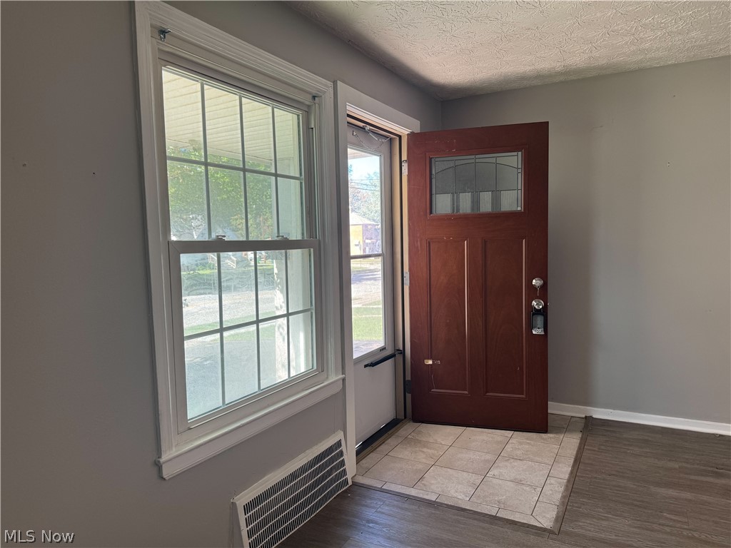 1539, 1543 Babbitt Road Euclid OH 44132