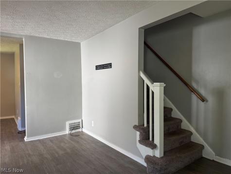 1539, 1543 Babbitt Road Euclid OH 44132
