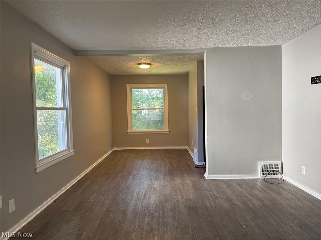1539, 1543 Babbitt Road Euclid OH 44132
