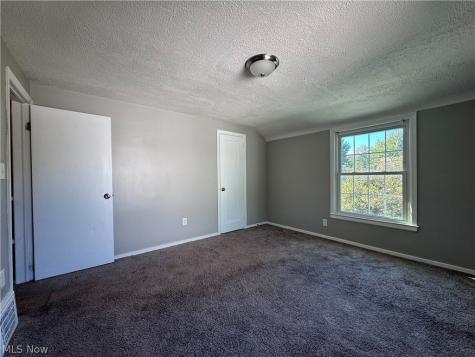 1539, 1543 Babbitt Road Euclid OH 44132