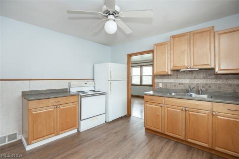 2831 North Avenue Parma OH 44134