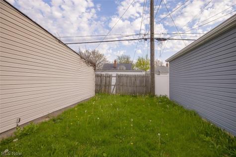 2831 North Avenue Parma OH 44134