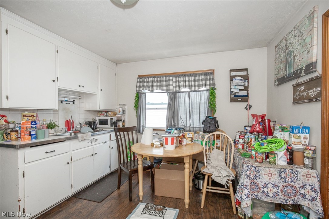 2831 North Avenue Parma OH 44134