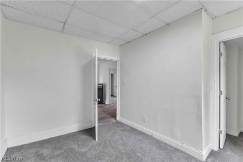 7408 Wentworth Avenue Cleveland OH 44102