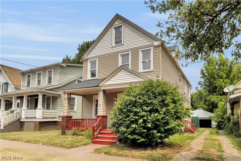 7408 Wentworth Avenue Cleveland OH 44102