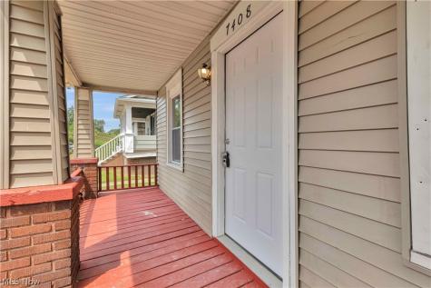 7408 Wentworth Avenue Cleveland OH 44102
