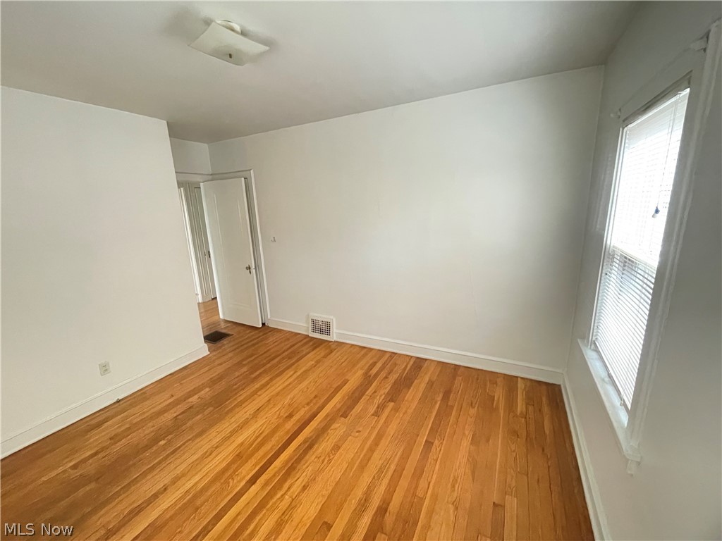 18323 Newell Road Shaker Heights OH 44122
