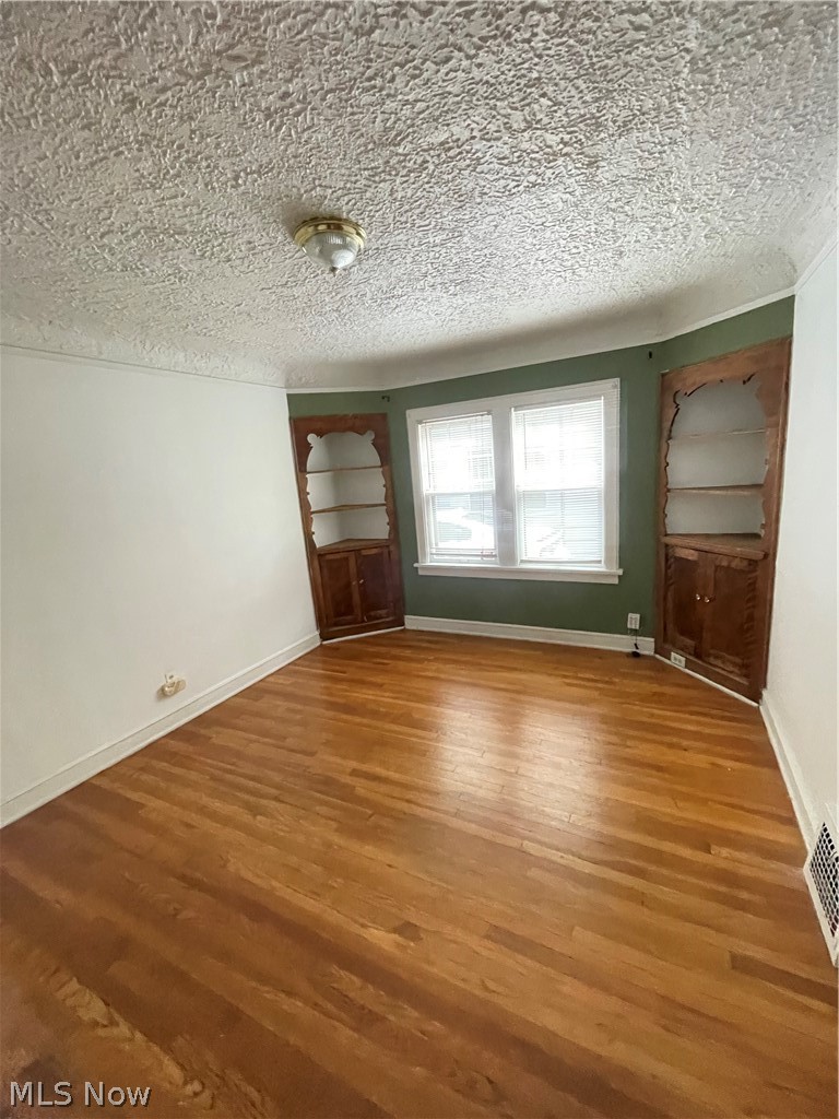 18323 Newell Road Shaker Heights OH 44122