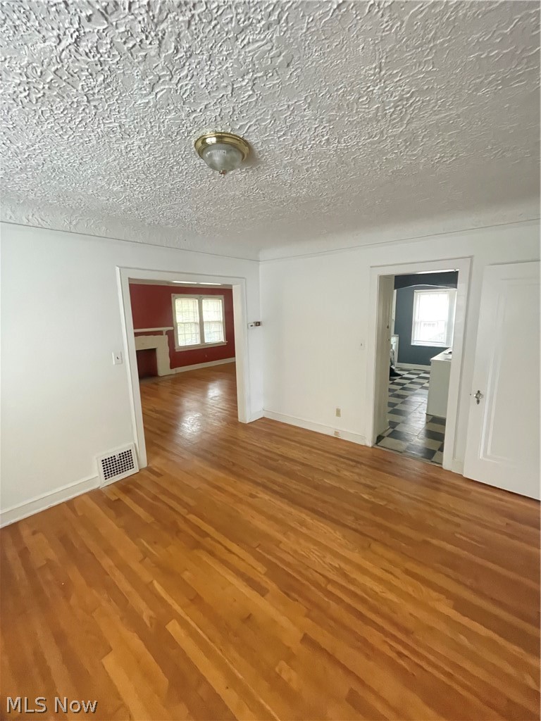 18323 Newell Road Shaker Heights OH 44122