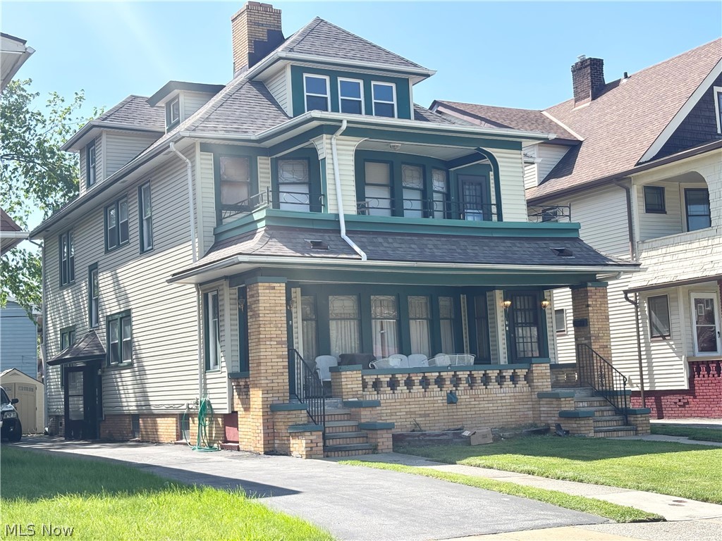 1538 Eddington Road East Cleveland OH 44118