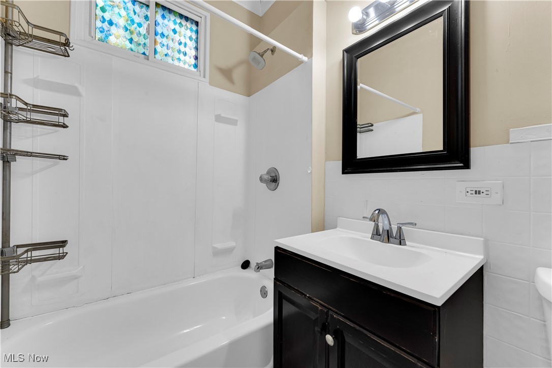 20101 Tracy Avenue Euclid OH 44123