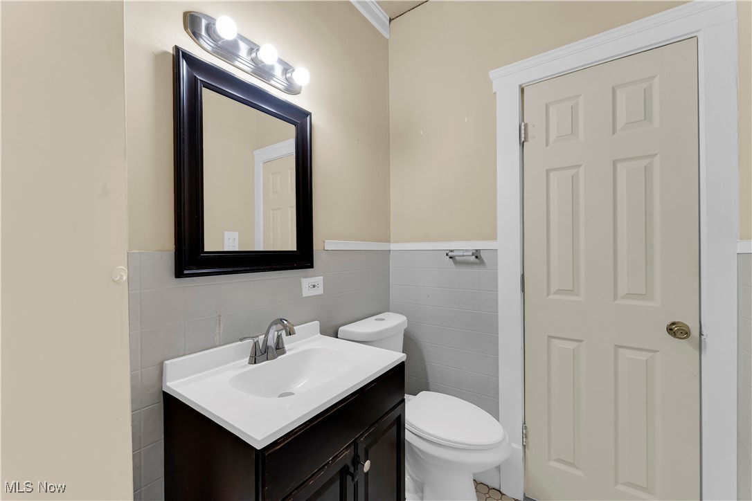 20101 Tracy Avenue Euclid OH 44123