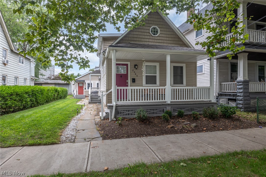 2584 W 11th Street Cleveland OH 44113