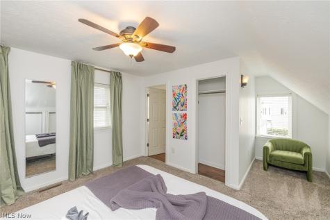 2584 W 11th Street Cleveland OH 44113