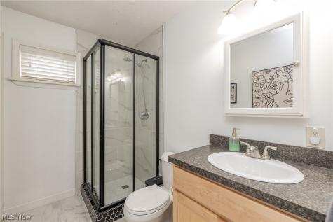 2584 W 11th Street Cleveland OH 44113