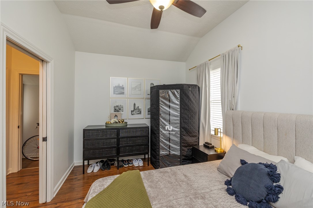 2584 W 11th Street Cleveland OH 44113