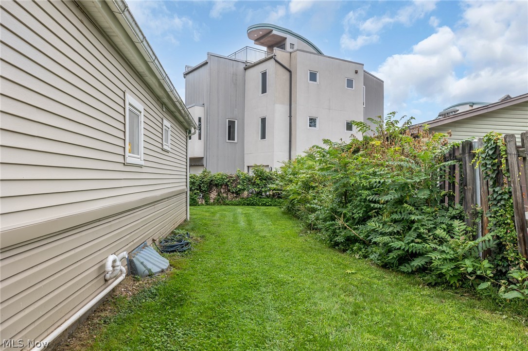 2584 W 11th Street Cleveland OH 44113