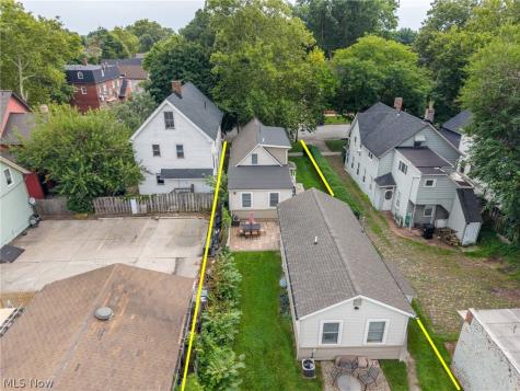 2584 W 11th Street Cleveland OH 44113