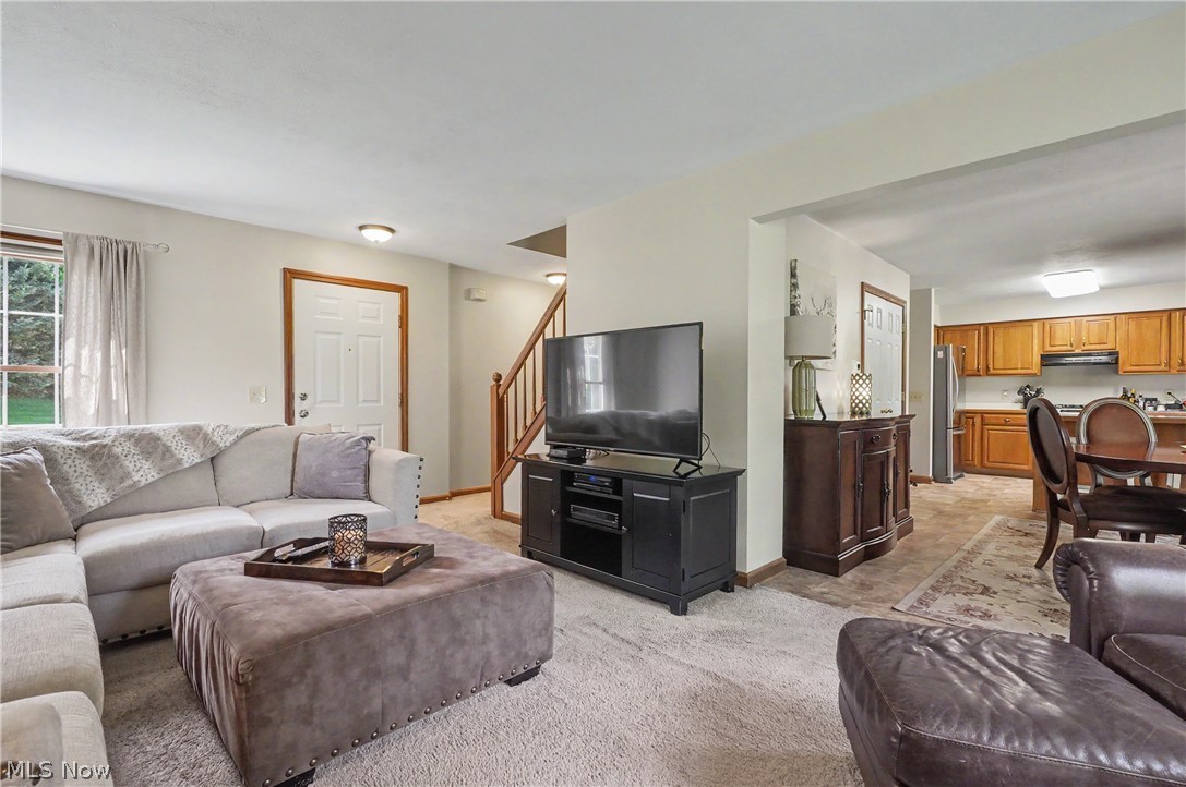 1031 Applegrove Street NW North Canton OH 44720