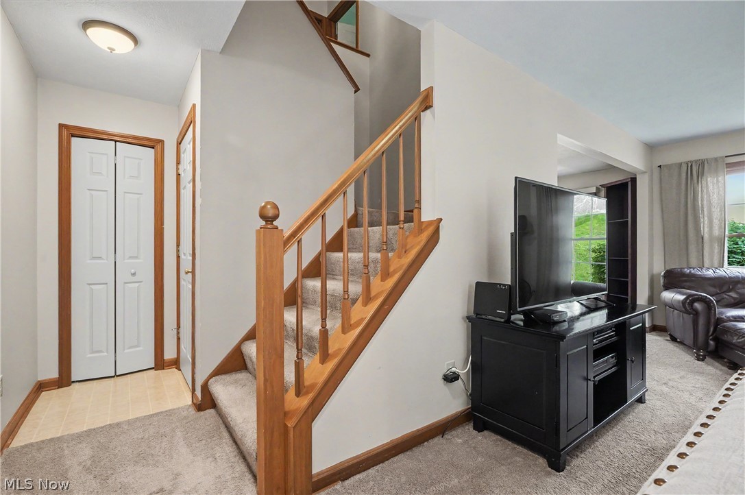 1031 Applegrove Street NW North Canton OH 44720