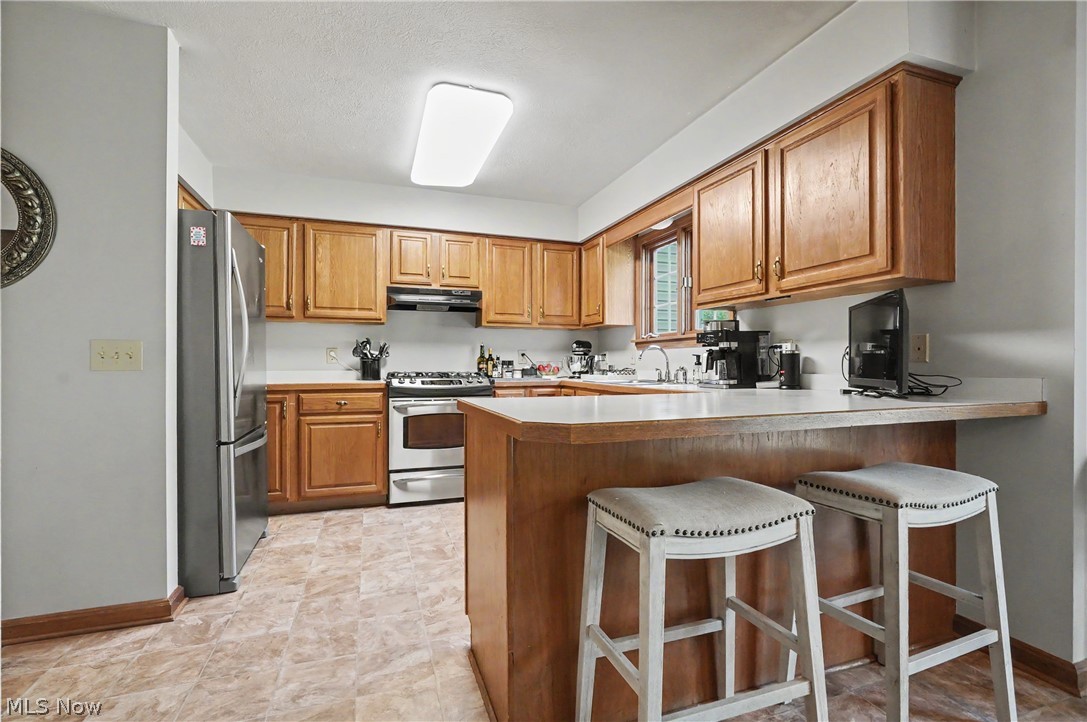 1031 Applegrove Street NW North Canton OH 44720