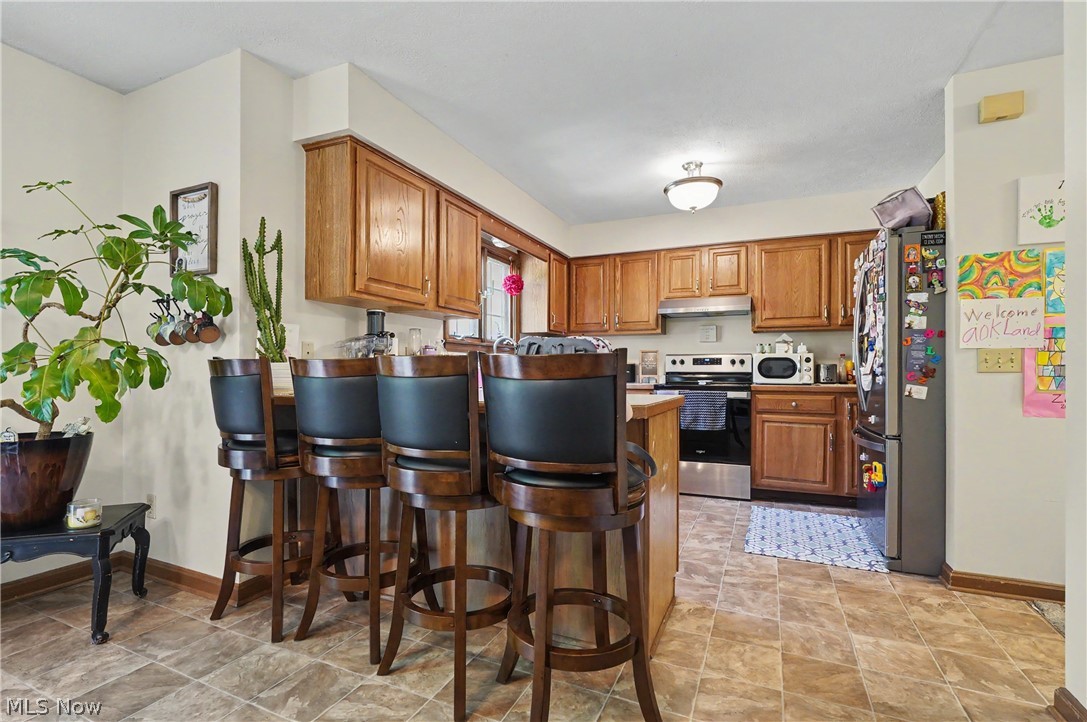 1031 Applegrove Street NW North Canton OH 44720