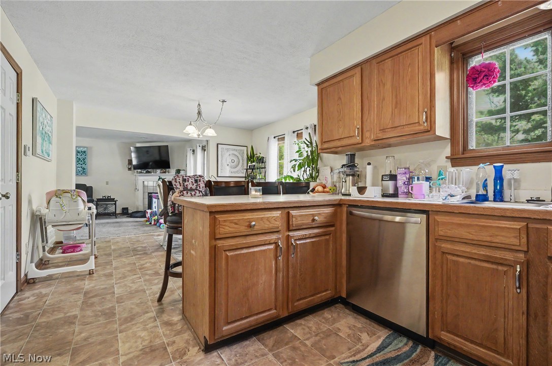 1031 Applegrove Street NW North Canton OH 44720