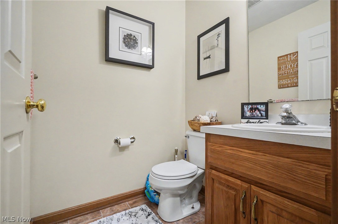 1031 Applegrove Street NW North Canton OH 44720