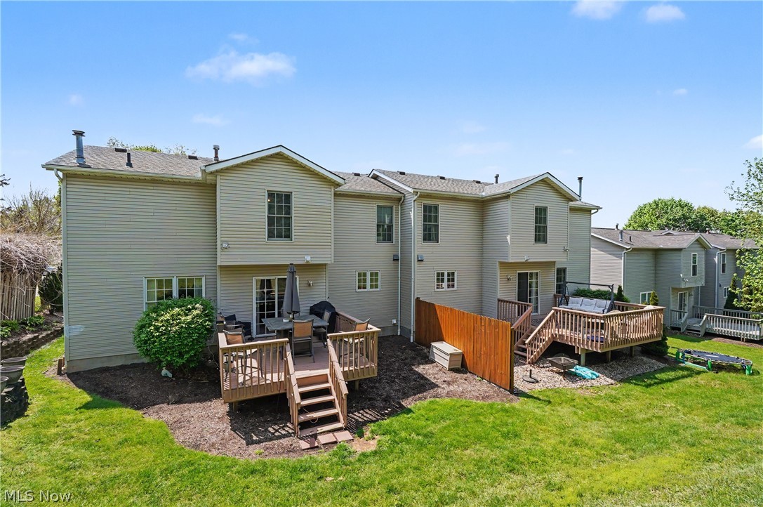 1031 Applegrove Street NW North Canton OH 44720
