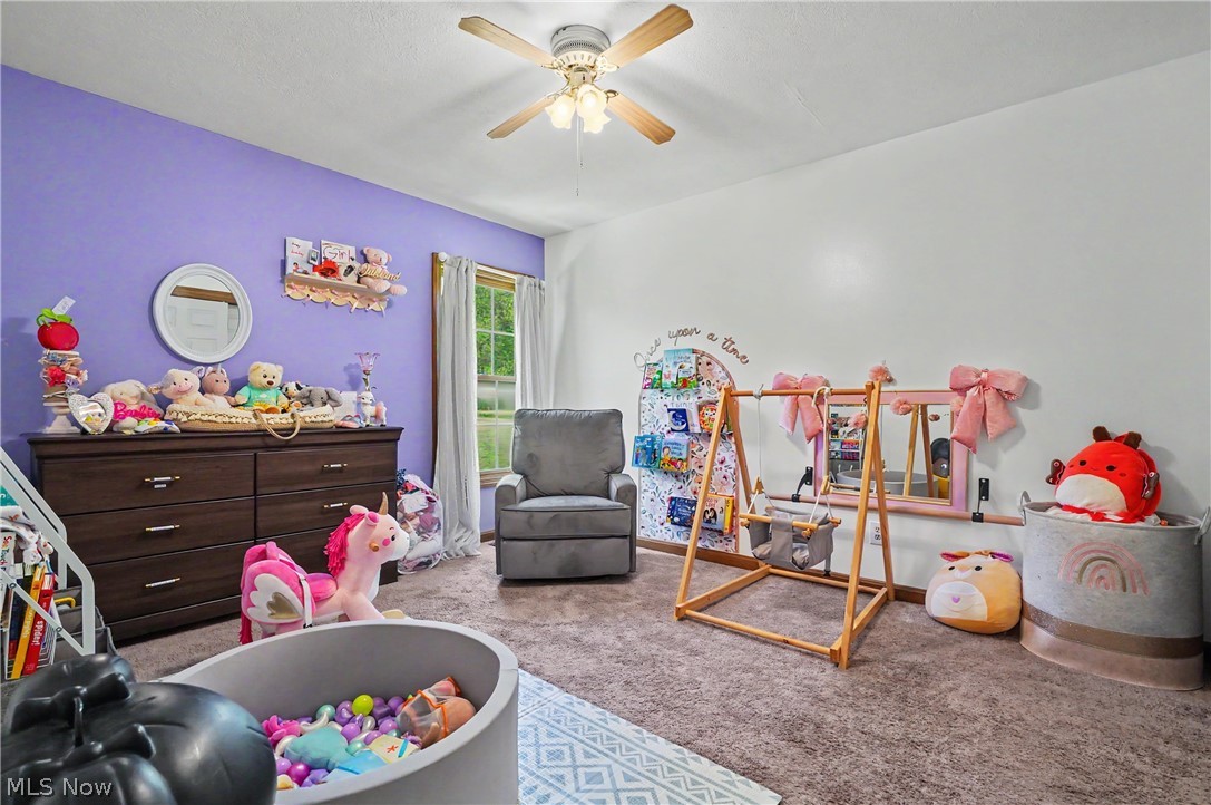 1031 Applegrove Street NW North Canton OH 44720