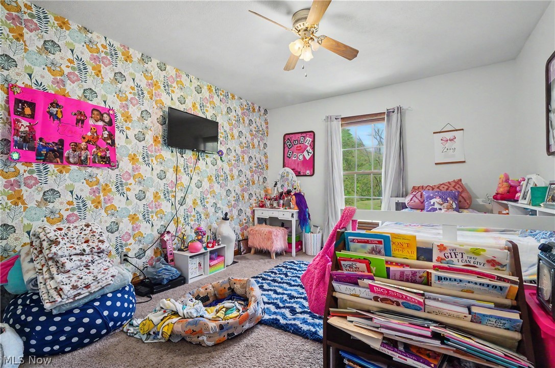 1031 Applegrove Street NW North Canton OH 44720