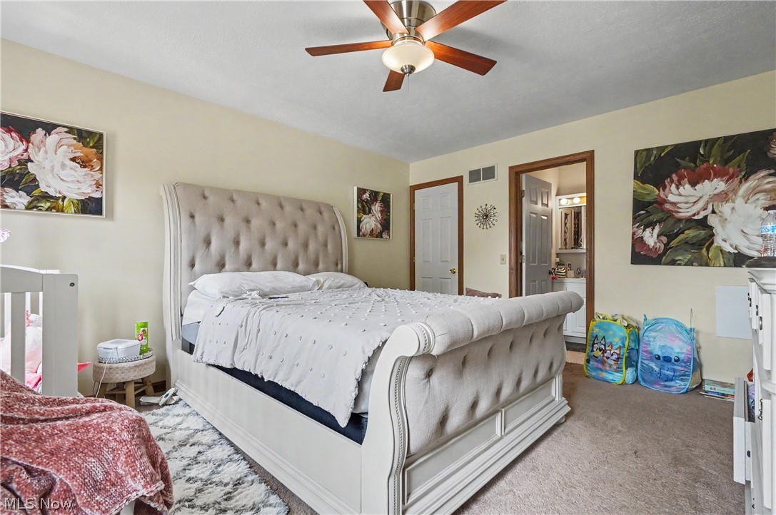 1031 Applegrove Street NW North Canton OH 44720