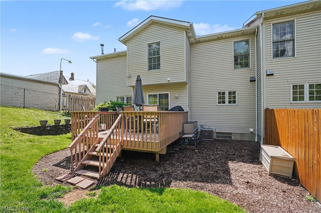 1031 Applegrove Street NW North Canton OH 44720