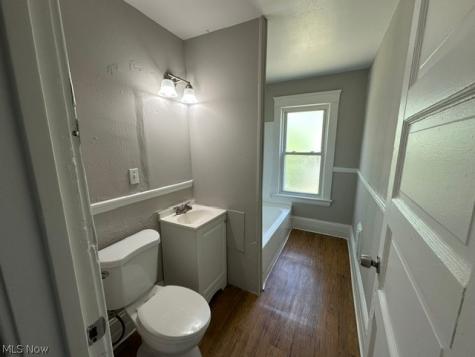 884 E 150th Street Cleveland OH 44110