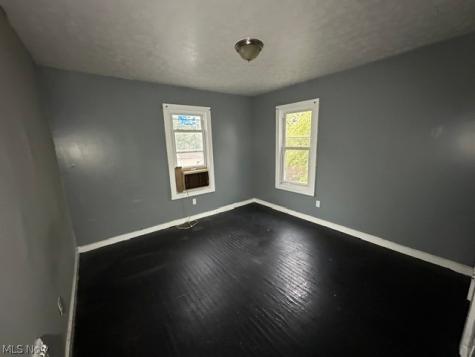 884 E 150th Street Cleveland OH 44110