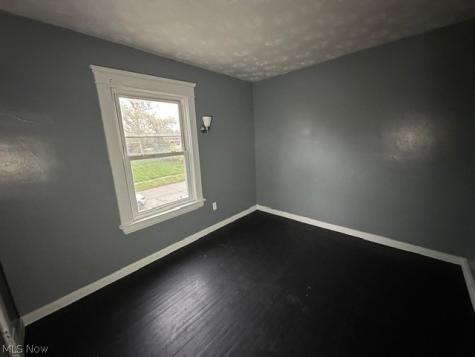 884 E 150th Street Cleveland OH 44110