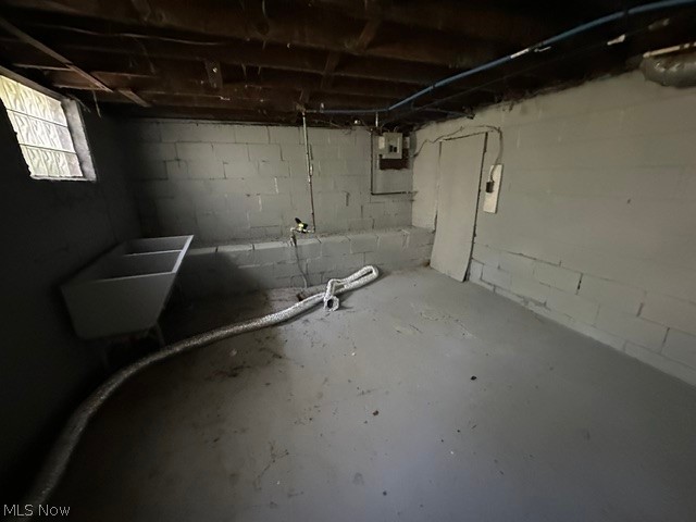 884 E 150th Street Cleveland OH 44110